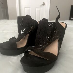 Vince Camuto Wedges